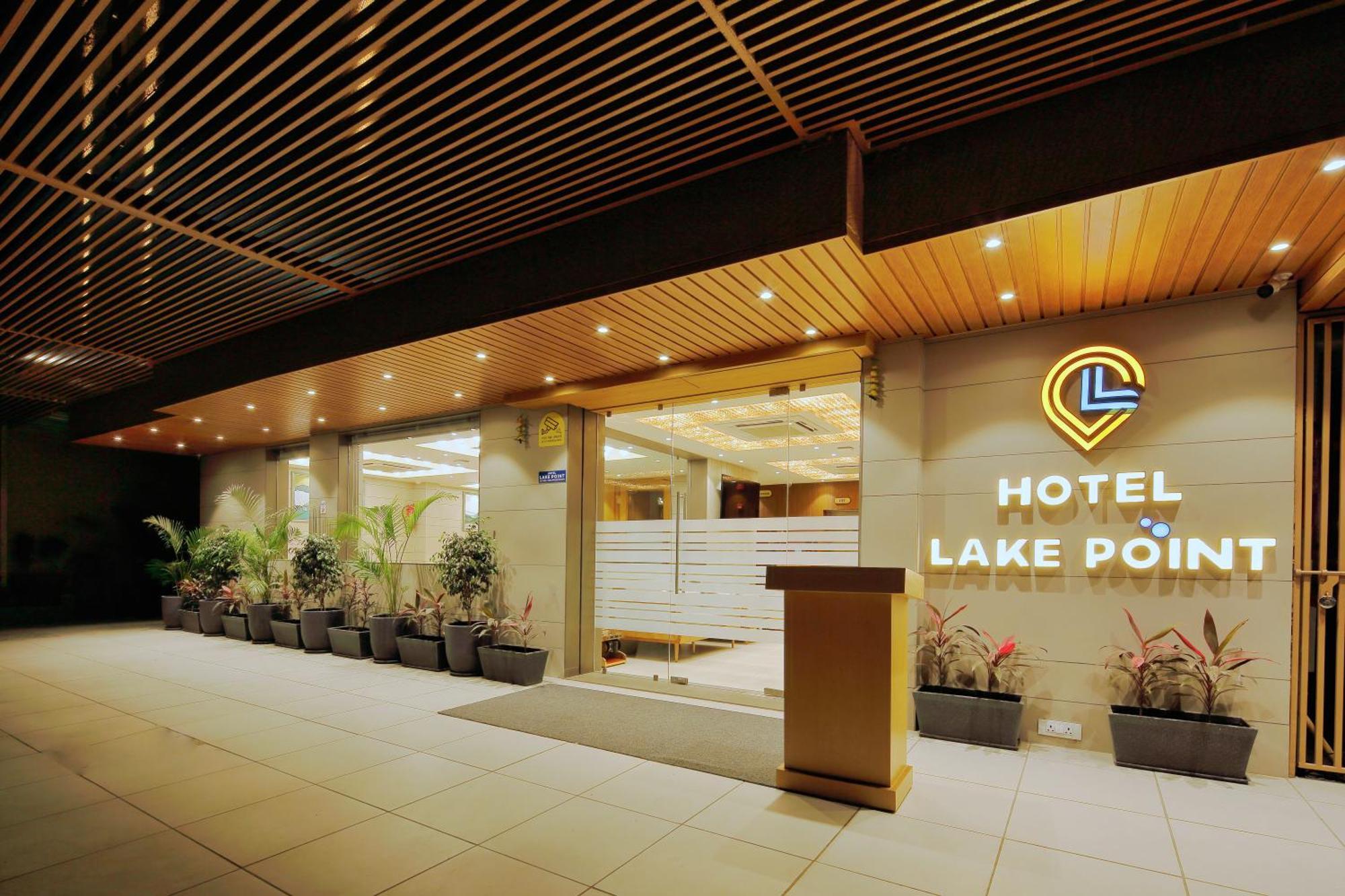 Hotel Lake Point Ahmedabad Exterior photo